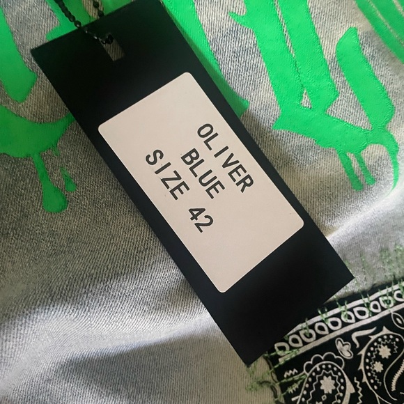 Never worn size 42 they sent me wrong size and let me keep them but I can’t wear - Picture 3 of 5